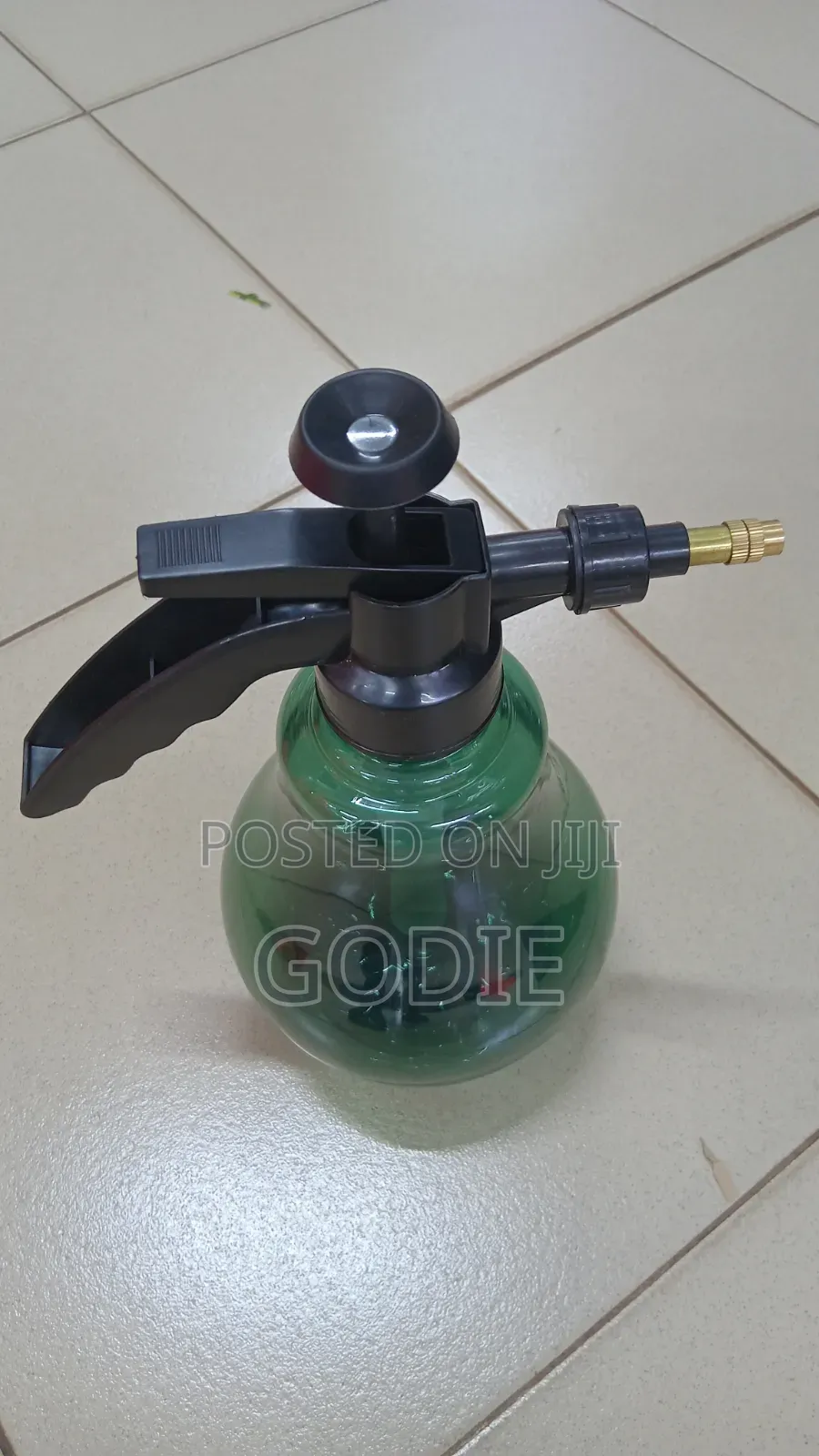 2l Hand-Held Pressure Sprayer