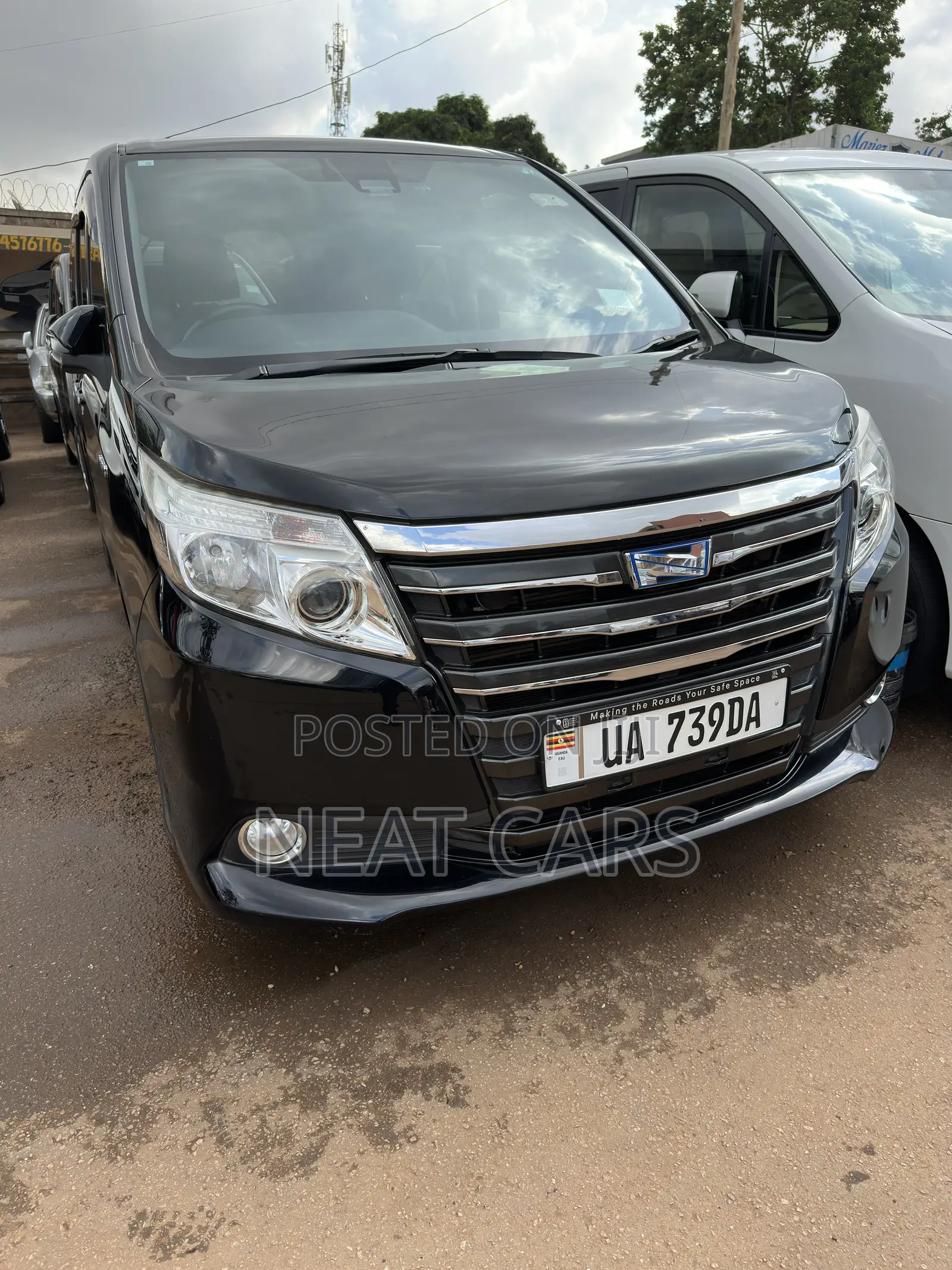 Toyota Noah 2016 Black