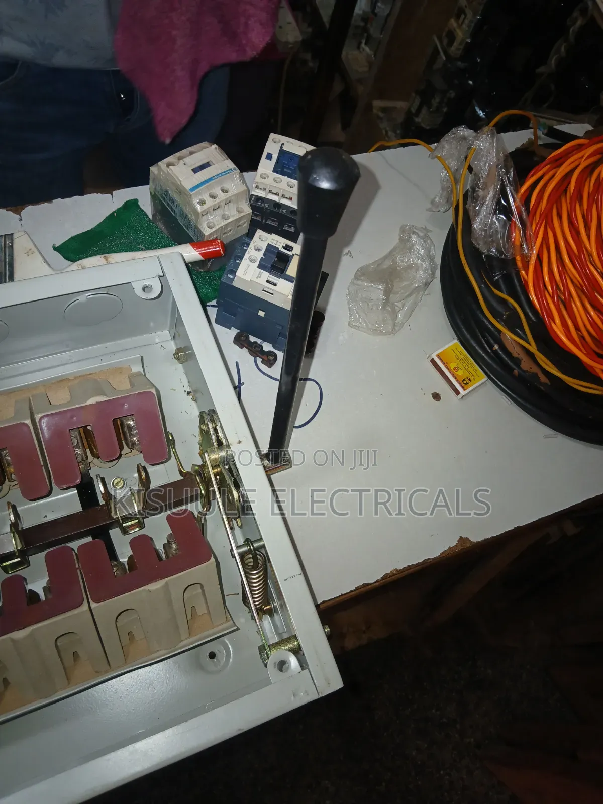 Manual Changeover Switch 63a 3 Phase