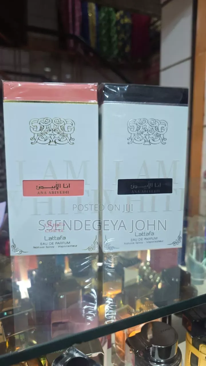 Lattafa Ana Abiyedh Coral