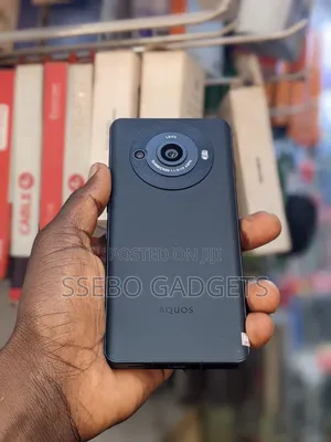 Sharp Aquos R8s pro 256 GB Black