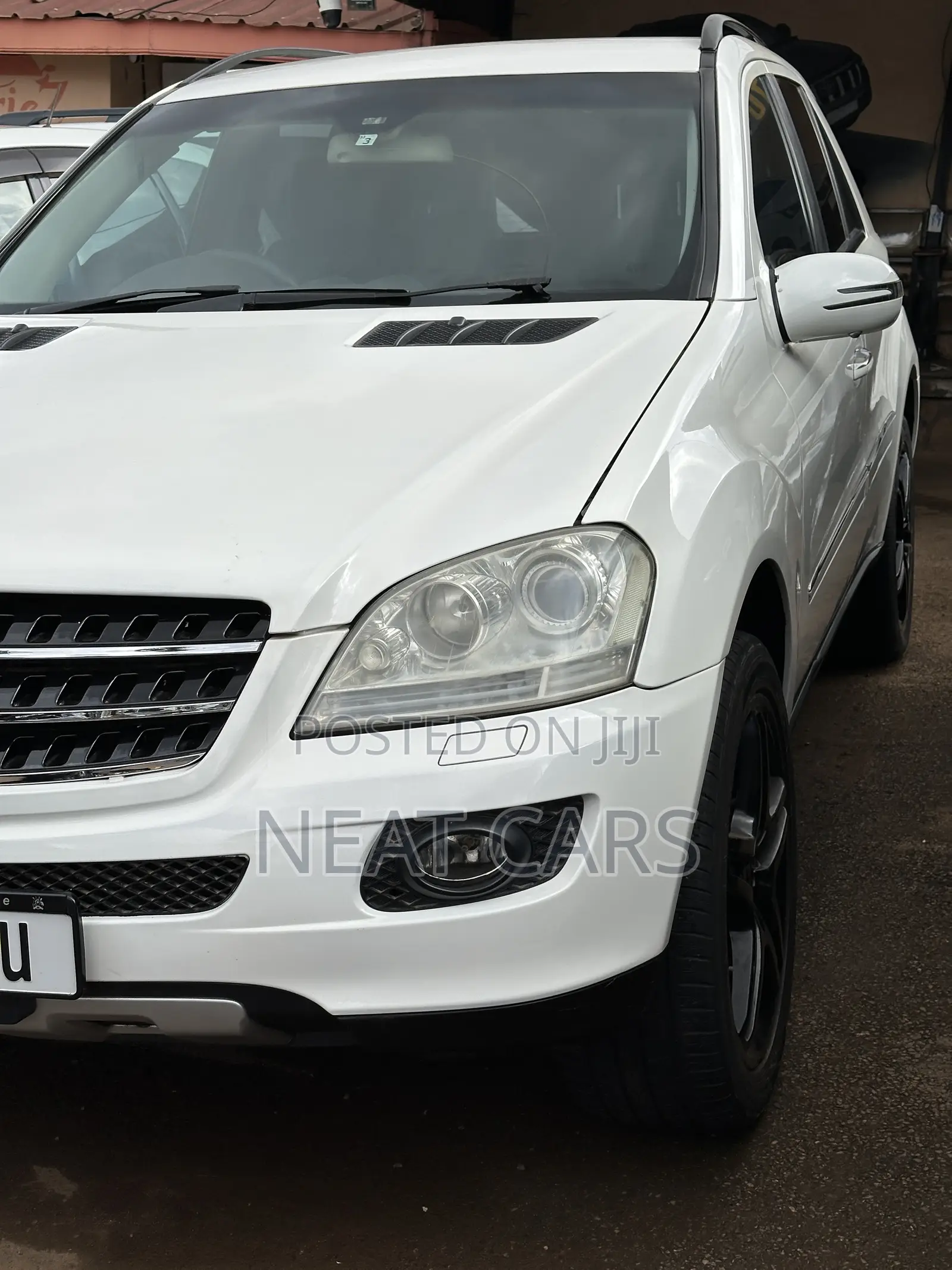 Mercedes-Benz M Class 2010 Pearl