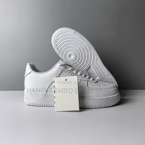 Nike Air Force 1 '07