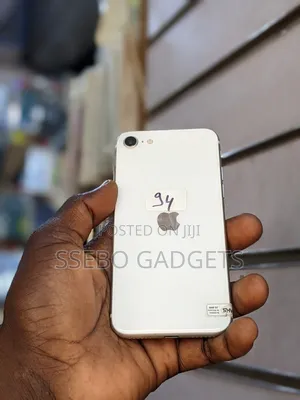 Apple iPhone SE 64 GB White