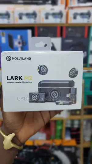 Hollyland Lark M2 Wireless Lavalier Microphone