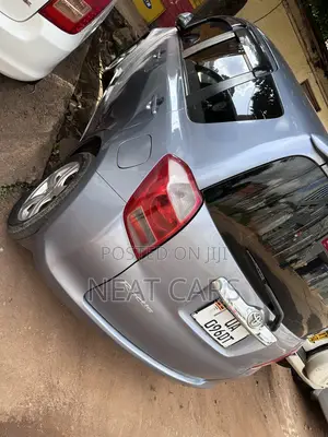 Toyota Ractis 2008 Silver