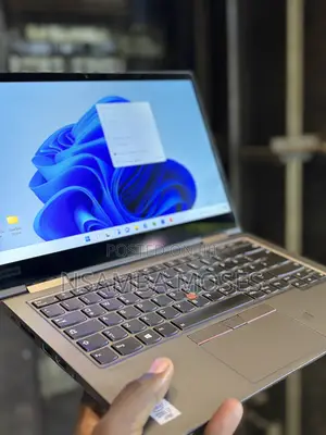 Laptop Lenovo ThinkPad X1 Yoga 16GB Intel Core i7 SSD 512GB
