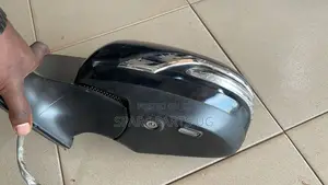 Landcruiser Lc200 2016 - 2023 Side Mirror With Camera Indicator
