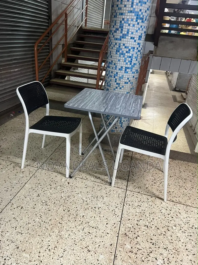 Restaurant Outdoor Plastic Chair and Plastic Table Set