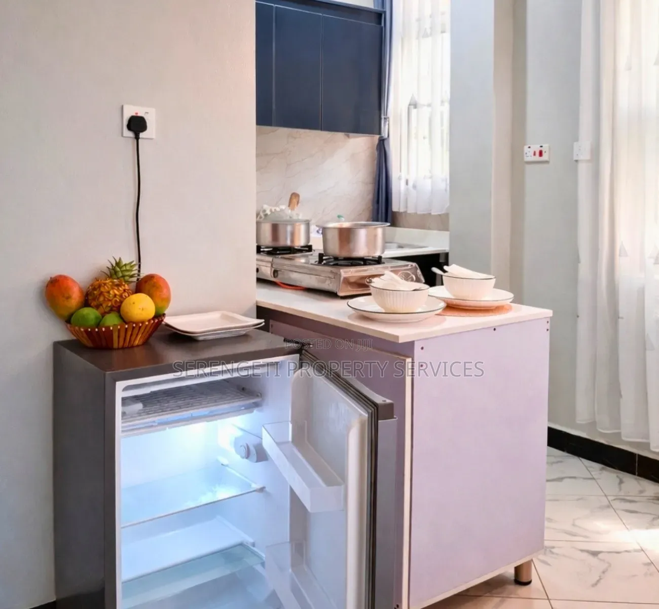Furnished Studio Airbnb Munyonyo