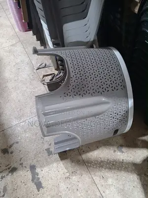 Round Plastic Table