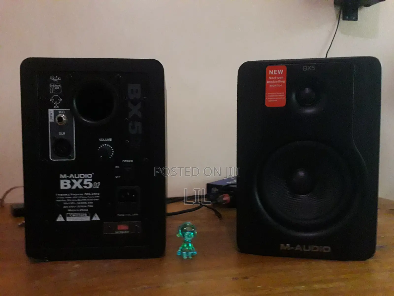 M - Audio Bx5 D2 Studio Monitors