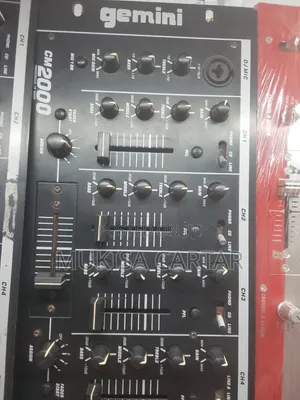 Gemini Cm2000 Mixer Dj
