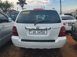 Toyota Kluger 2008 White