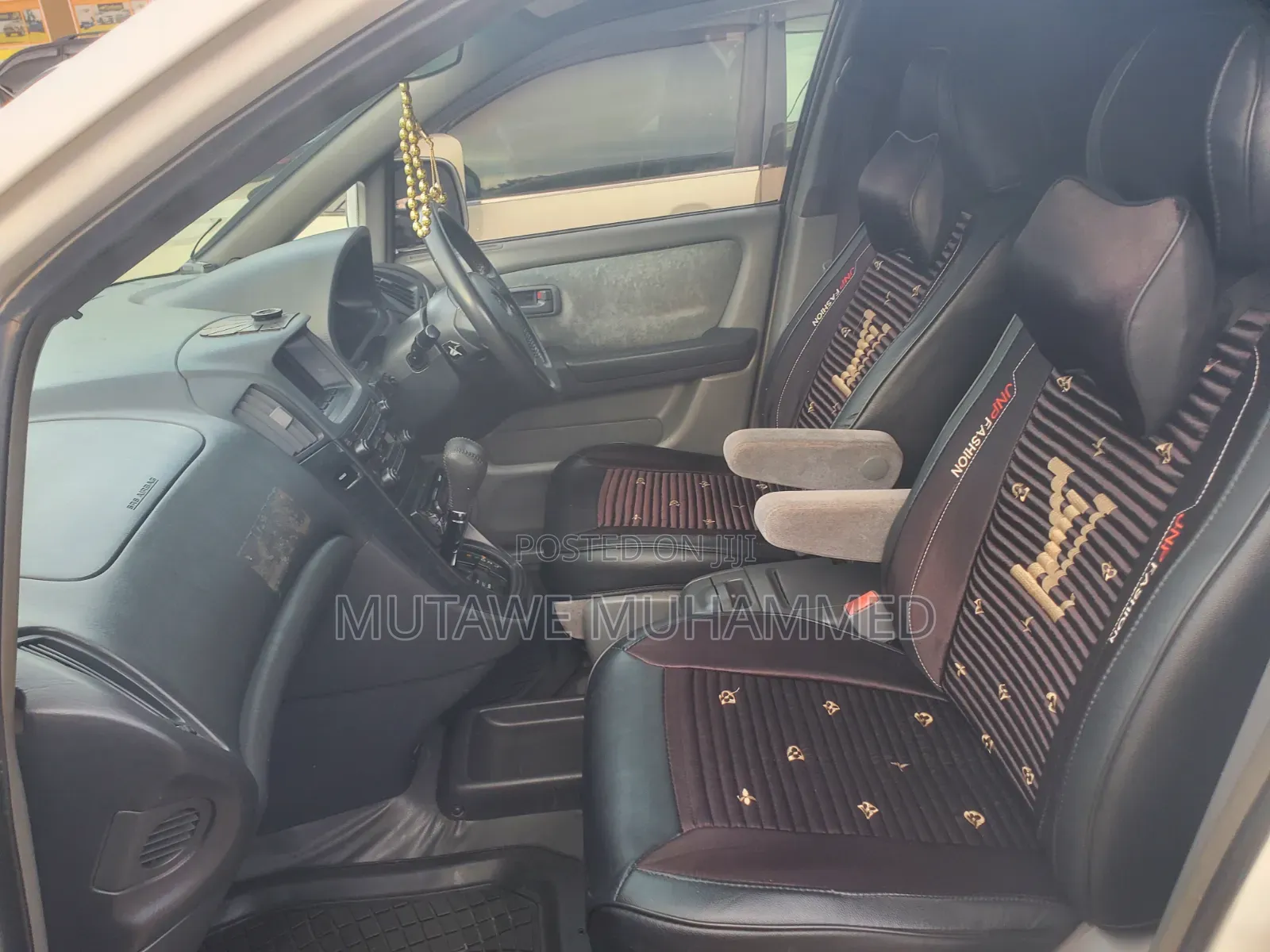 Toyota Harrier 2004 White