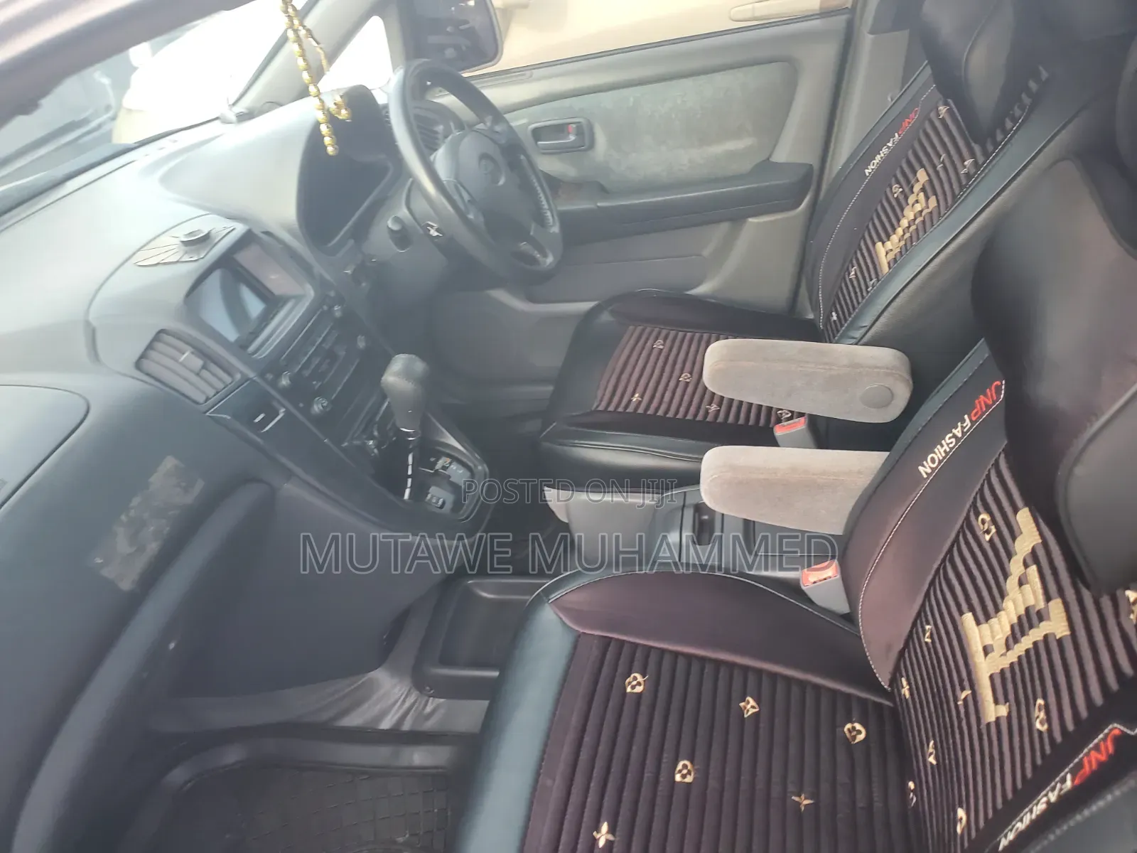 Toyota Harrier 2004 White