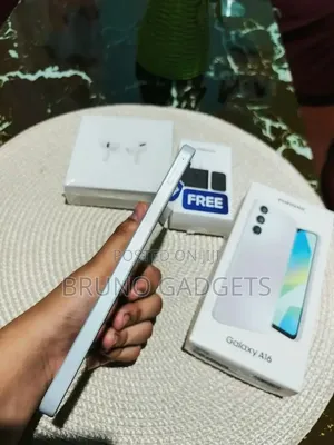 New Samsung Galaxy A16 5G 256 GB Silver