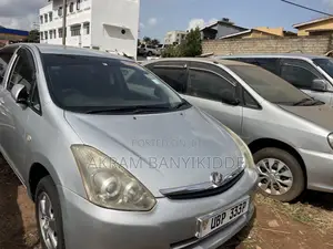 Toyota Wish 2005 Silver