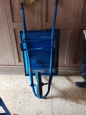 Heavy Duty Wheelbarrow