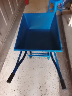 Heavy Duty Wheelbarrow