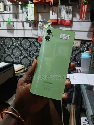Samsung Galaxy A05 64 GB Green