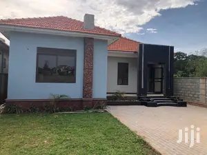 Posh Bungalow In Kira For Sell