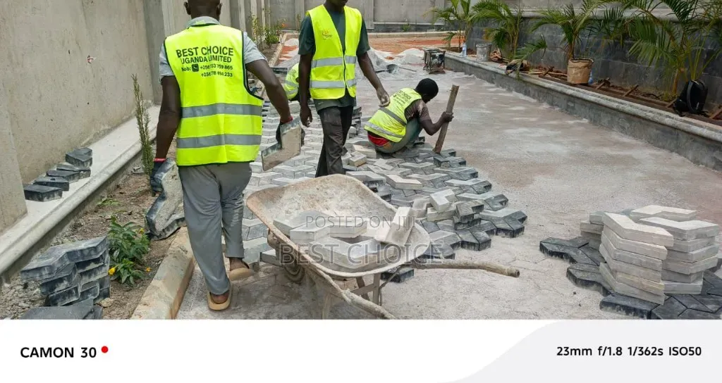 Expert Pavers Installation Services That Make a Statement.