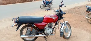 Bajaj Boxer 100 2025 Red