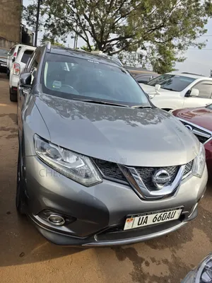 Nissan X-Trail 2016 Gray