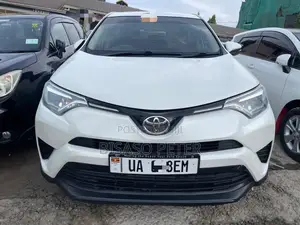 Toyota RAV4 2016 White