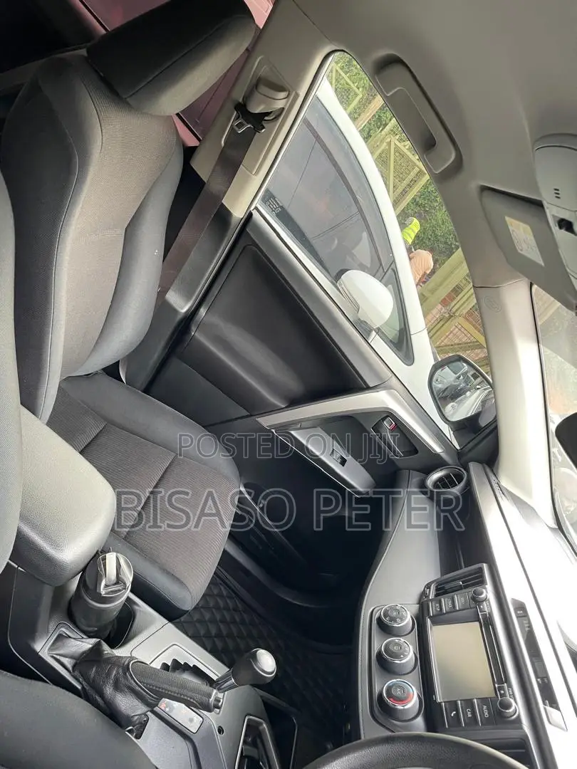 Toyota RAV4 2016 White