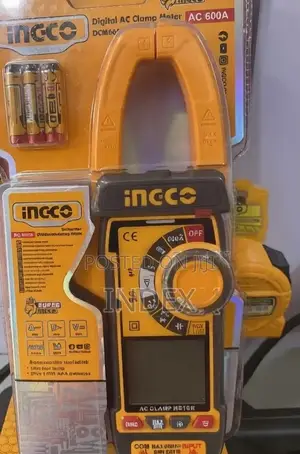 Digital Clamp Meter