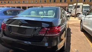 Mercedes-Benz E300 2014 Gray