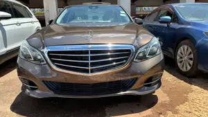 Mercedes-Benz E300 2014 Gray