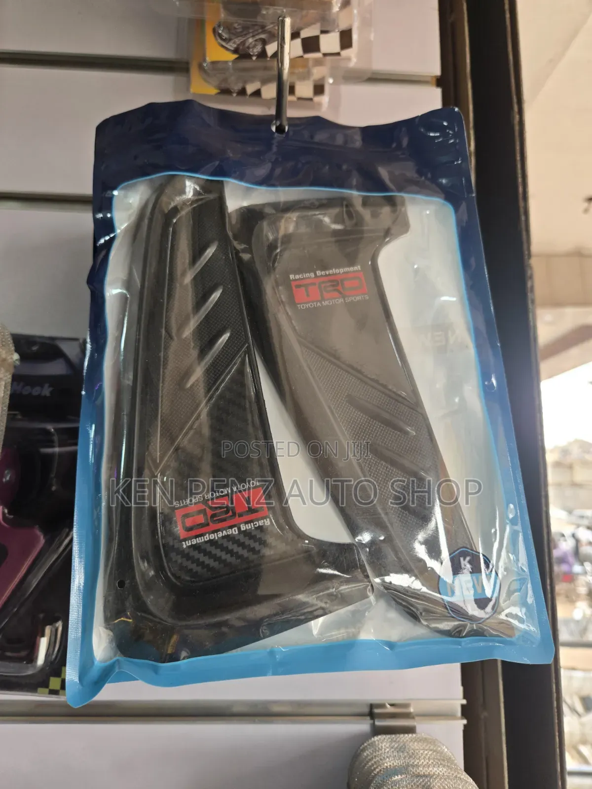 TRD Side Fender Leaf Vents