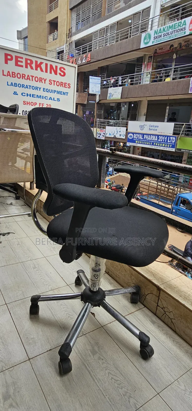 Full Mesh Complete Mid Back Adjustable Chair