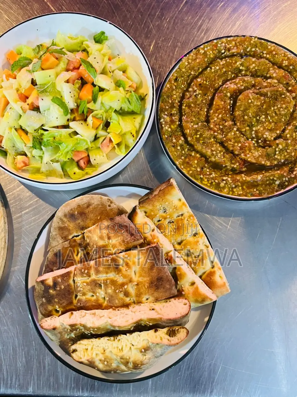 Chef With Vast Knowledge About Turkish Cuisine, Hot Line and Pastries