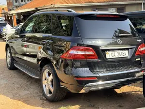 Mercedes-Benz M Class 2013 Black