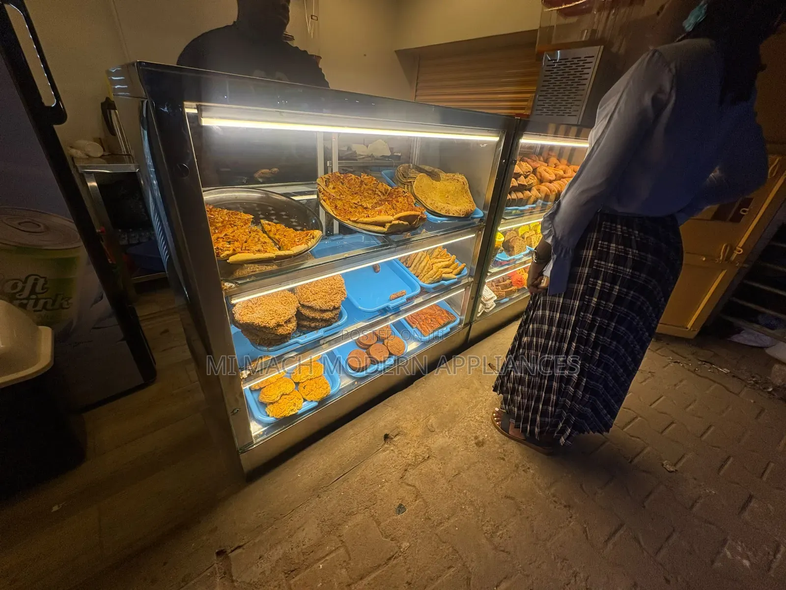 Food Display and Warmer Commercial