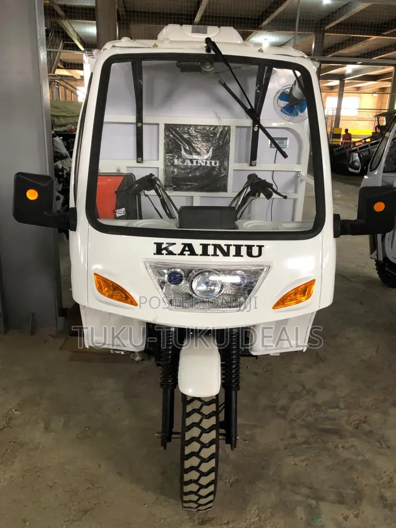 New Tricycle 2026 White