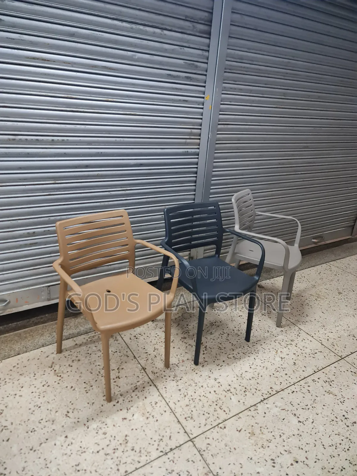 Simplistic Outdoor Indoor Plastic Chairs Plastic Chairs for Restaurant