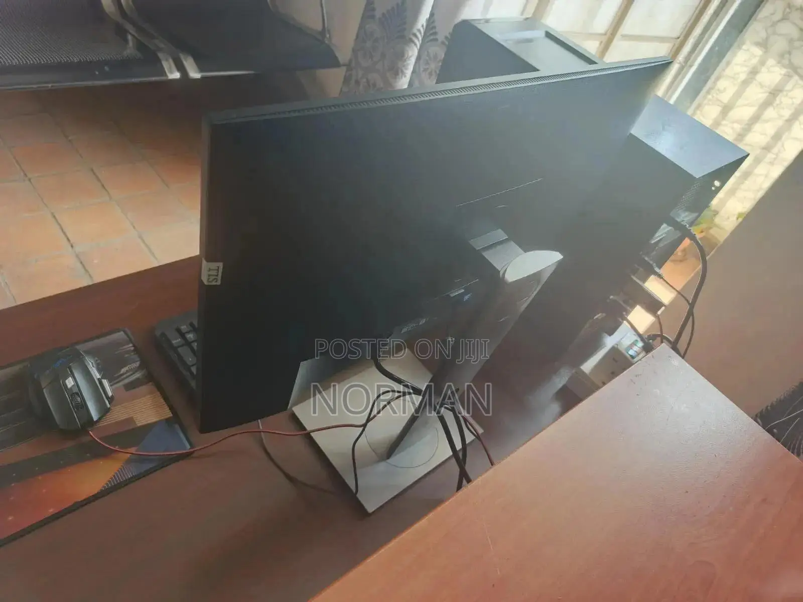 Desktop Computer Dell Vostro 470 8GB Intel Core i3 SSD 640GB
