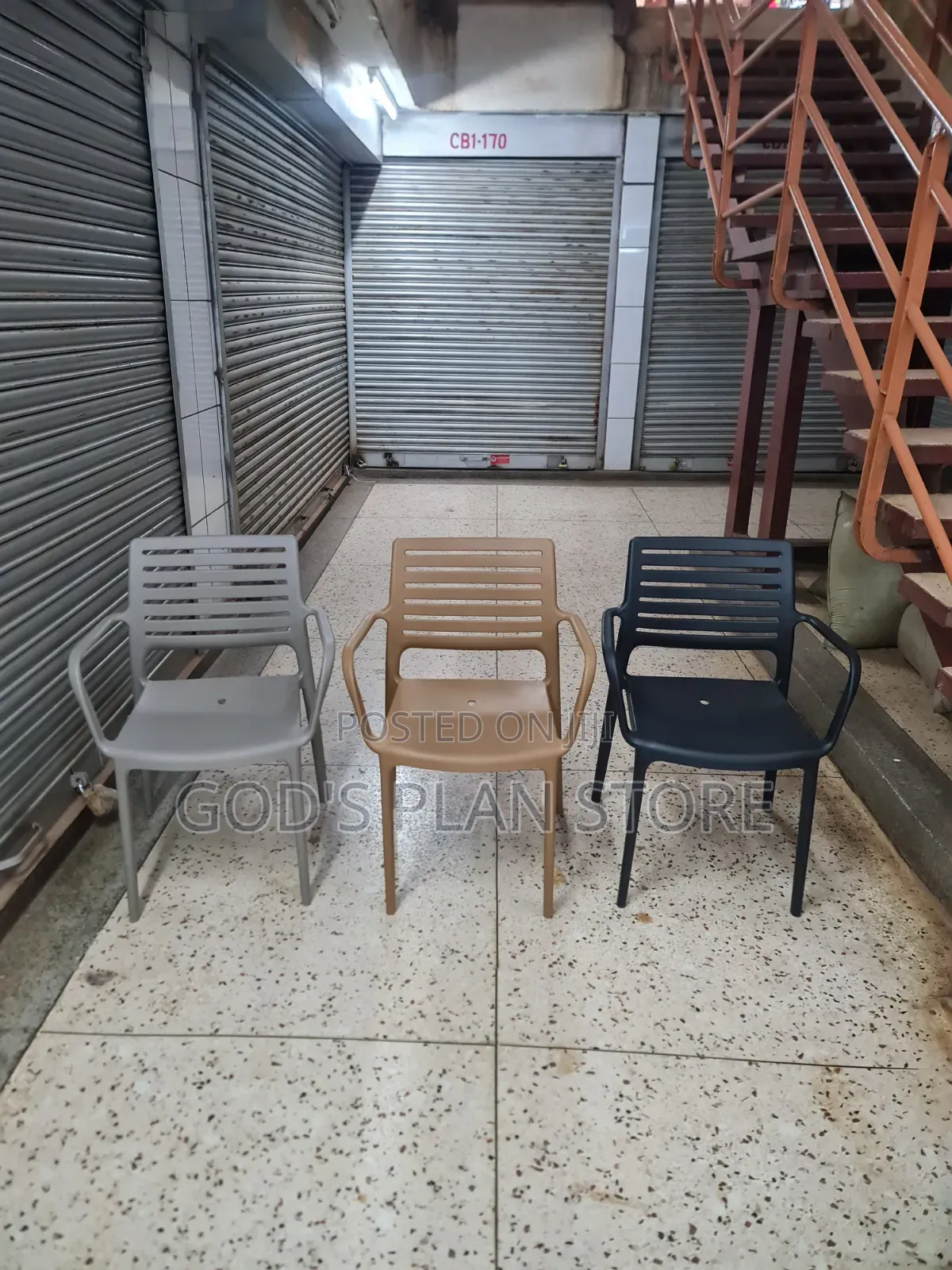 3pcs Armrest Stripped Back Dining Plastic Chairs Plastic Chairs