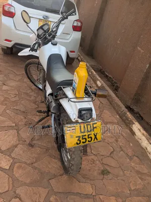 Yamaha DT125 1998 White