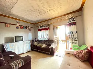 3bdrm House in Division A for sale