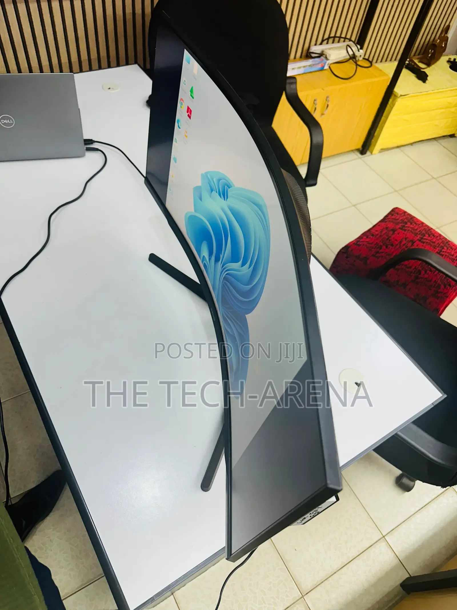 Curved Ultrawide Gaming Monito