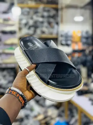 Cross-Strap Design