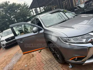 Mitsubishi Outlander 2017 Gray