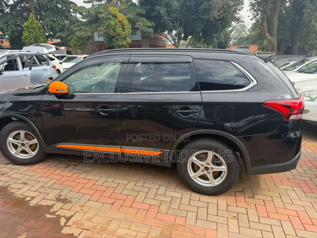 Mitsubishi Outlander 2017 Black