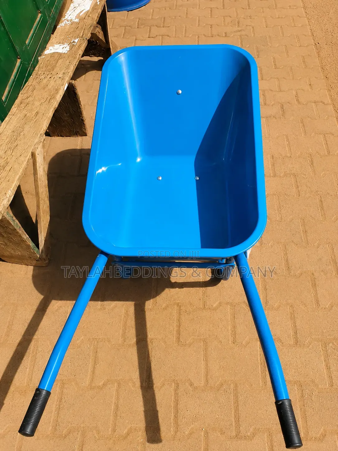 Heavy Duty Wheels Wheel Barrow Metal Tray 150kg Loading